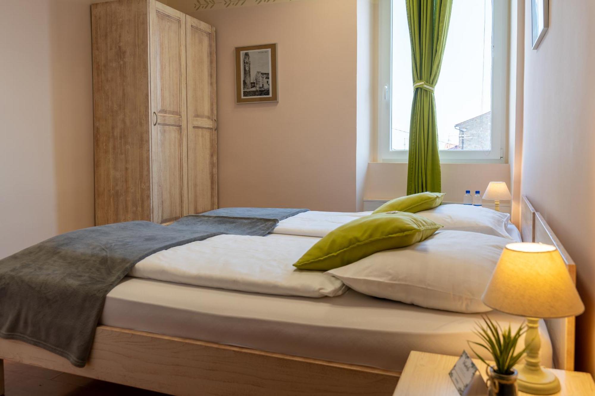Hotel Stara Sola - Oleander Resort Korte エクステリア 写真